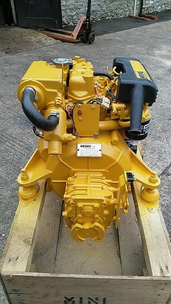 Used Vetus M2.04 11HP Marine Diesel Engine 4 Used Vetus M2.04 11HP Marine Diesel Engine