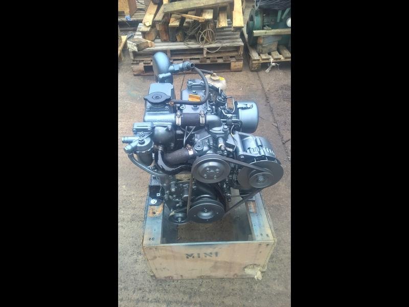 Used Yanmar 2GM20F 16HP Marine Diesel Engine 4 Used Yanmar 2GM20F 16HP Marine Diesel Engine