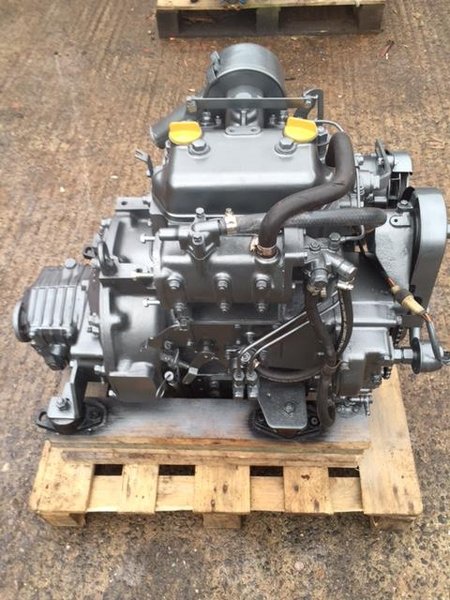 Used Yanmar 2QM20 20HP Marine Diesel Engine 2 Used Yanmar 2QM20 20HP Marine Diesel Engine
