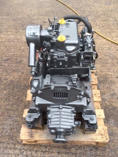 Used Yanmar 2QM20 20HP Marine Diesel Engine 3 Used Yanmar 2QM20 20HP Marine Diesel Engine
