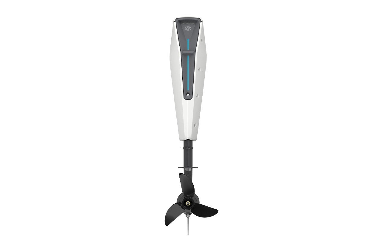 Mercury Avator 20ESRC Electric 5HP Equivalent Remote Outboard Motor 3 Mercury Avator 20ESRC Electric Outboard - 5HP Equiv, 15" Shaft, Remote Control